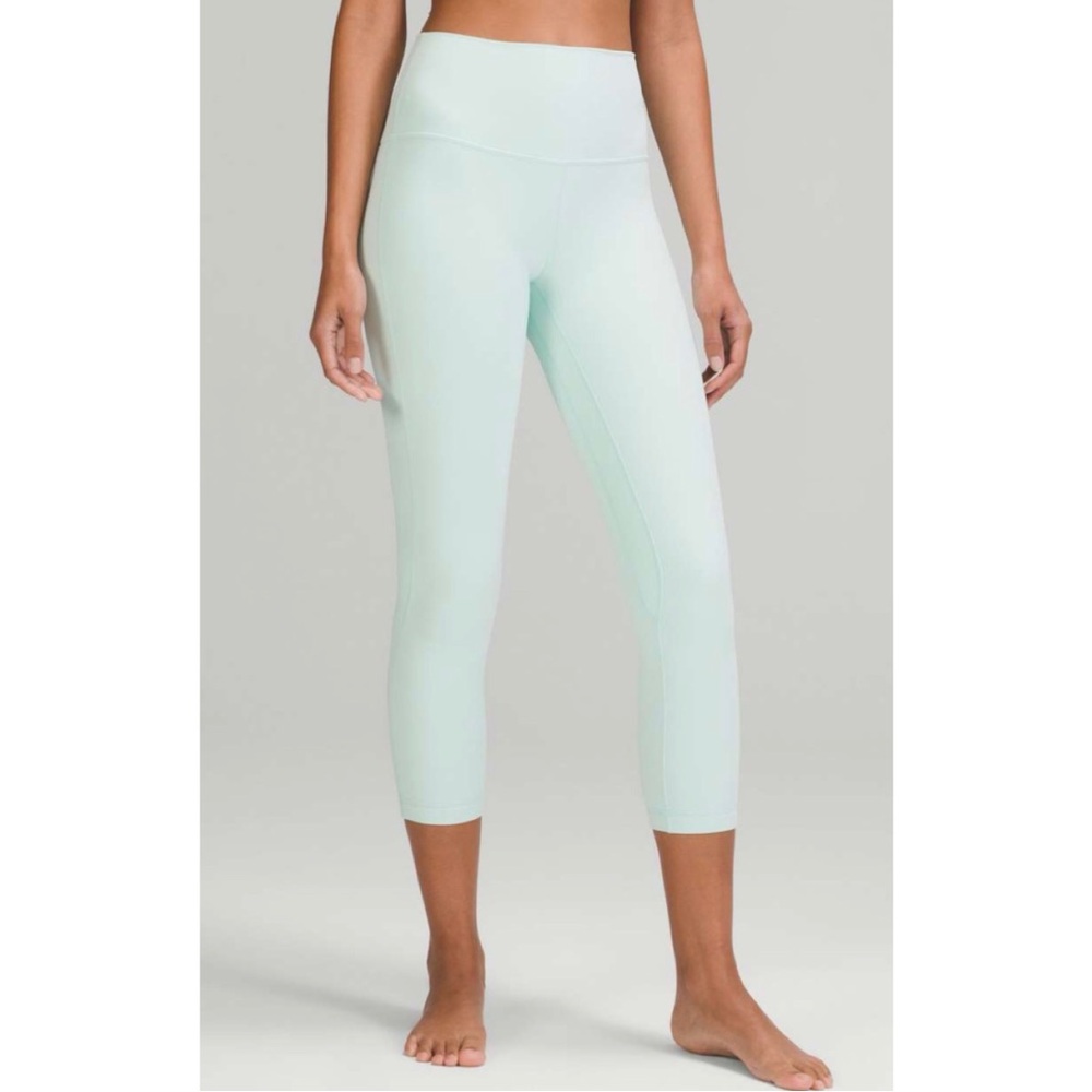Lululemon Align 23” Crop Legging Double Lined Delicate Mint EUC Size 4